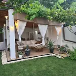 The House וילה *